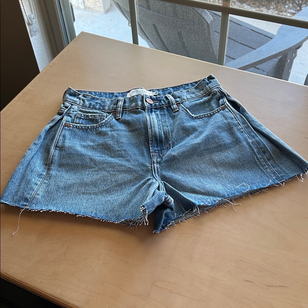 WIDEN High Waist Blue Denim Cutoff Shorts